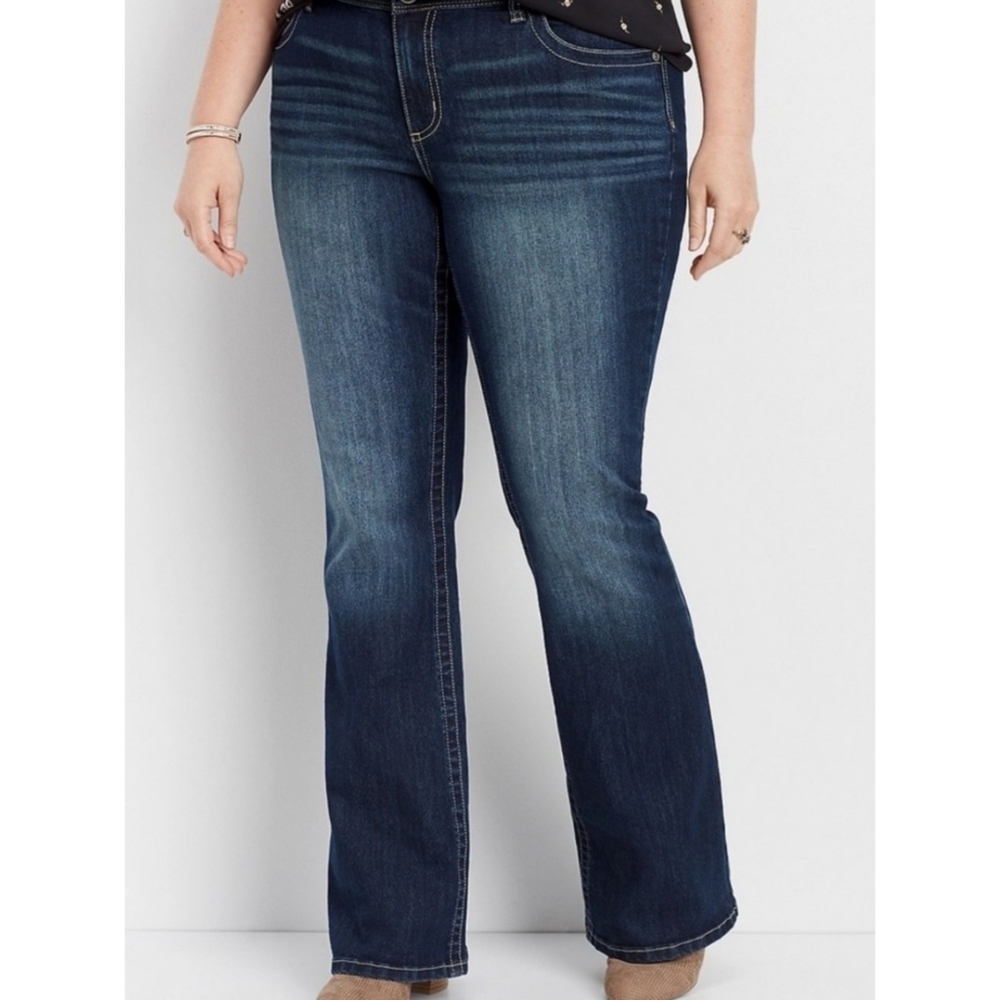 Maurices Bootcut jeans Medium wash Size 22W Short
